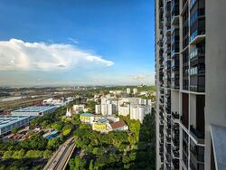 Avenue South Residence (D3), Apartment #572727041